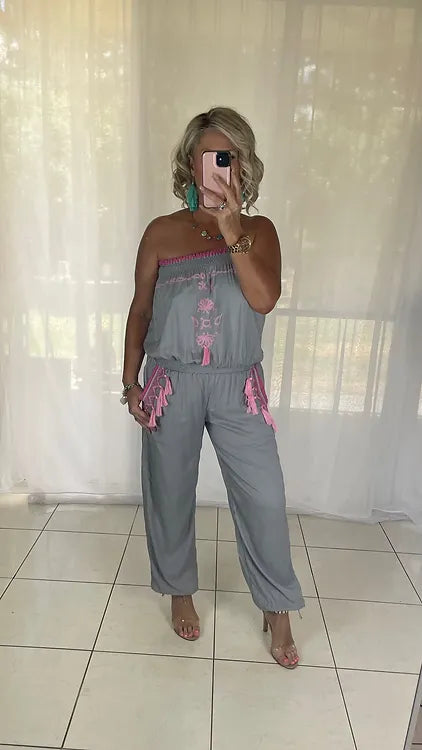 Embroidered jumpsuit tassels - grey + pink