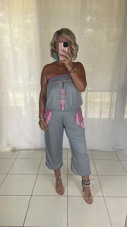 Embroidered jumpsuit tassels - grey + pink